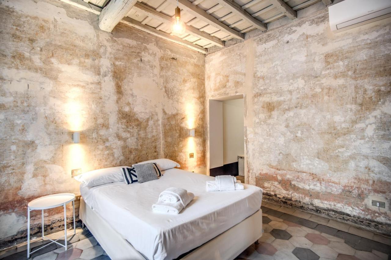 روما Stylish And Spacious Apartment Next To The Colosseum المظهر الخارجي الصورة